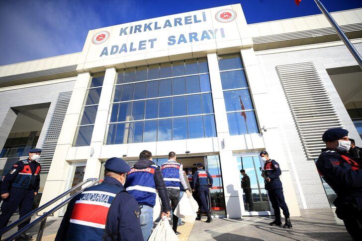 GÜNCELLEME - Kıyıköy Belediye Başkanı Sevinç usulsüzlük ve rüşvet iddiasıyla tutuklandı G4