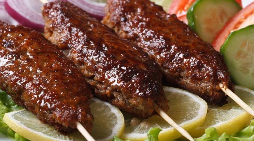 Şeftali kebabı nasıl yapılır? Şeftali kebabı malzemeleri neler?