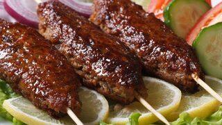 Şeftali kebabı nasıl yapılır? Şeftali kebabı malzemeleri neler?