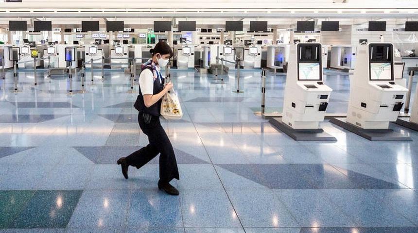 Omicron varyantı: Seyahat yasaklamaları etkili bir yöntem mi?