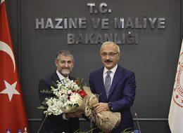 Son Dakika: Hazine'de devir teslim töreni ! Bakan Nebati'den ilk faiz mesajı