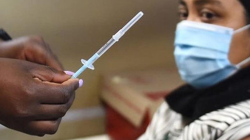 Omicron: Güney Afrika'da yeni vaka sayısı son 24 saatte iki katına çıktı