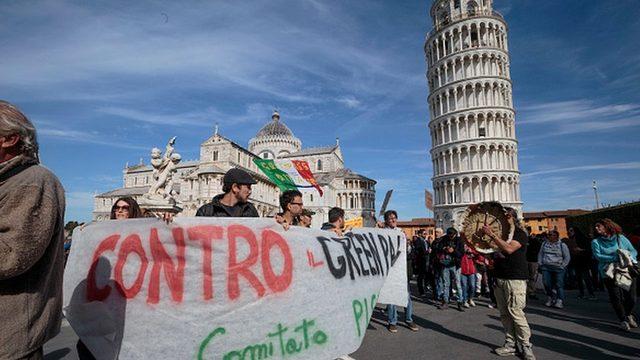 Aşı karşıtı lider Covid'e yakalanıp bir hafta hastanede yatınca fikir değiştirdi: Herkes aşı yaptırsın!