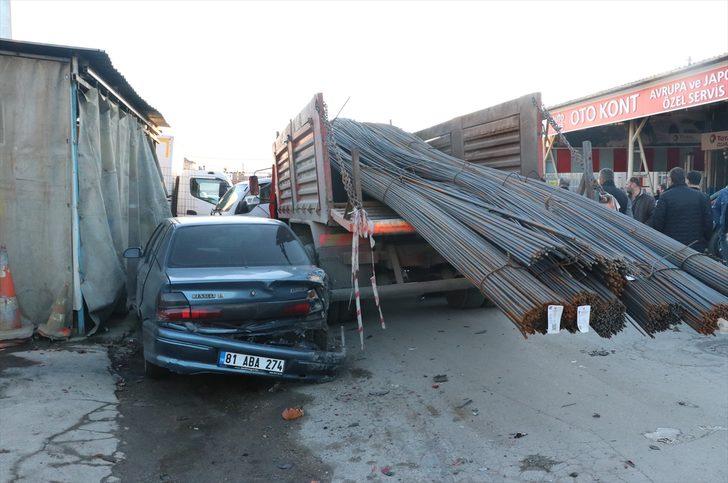 Bolu'da freni boşalan kamyonun 5 araca çarptığı kazada 1 kişi yaralandı G2