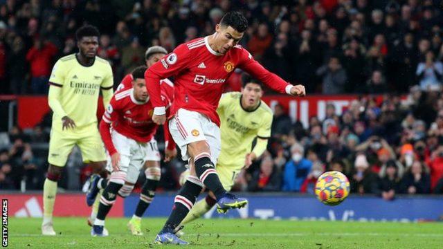 Ronaldo Man United ile 17 maçta 12 gole imza attı