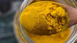 İstenmeyen tüylere elveda deyin! Kıl köklerini zayıflatarak zamanla tüyleri azaltan doğal yöntemler