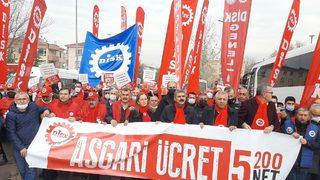 Net asgari ücret talebi 5 bin 200 TL olan DİSK: Türkiye büyüdüyse payımızı verin