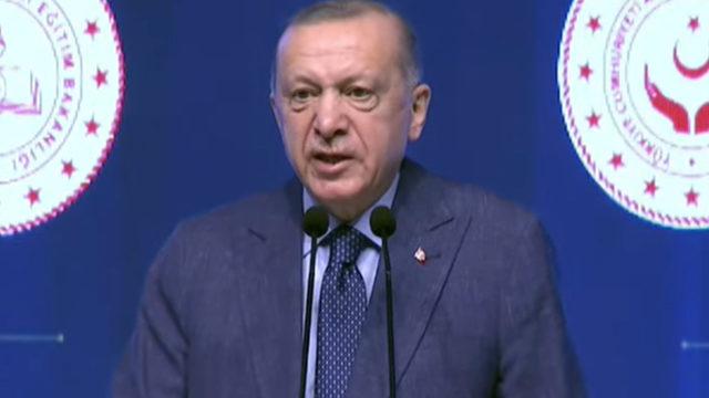 Engelli öğretmen ataması töreni! Cumhurbaşkanı Erdoğan'dan Öğretmenlik Meslek Kanunu ile ilgili önemli açıklama