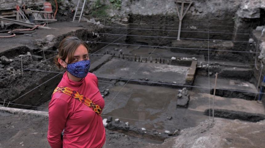 Meksika'nın başkentinde 16. y&uuml;zyıldan kalma Aztek sunağı bulundu