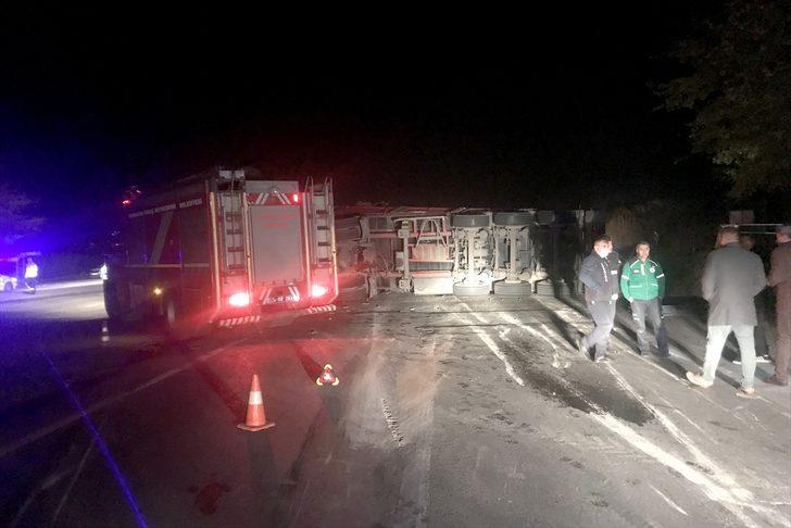 Kahramanmaraş'ta tır ile traktörün çarpıştığı kazada 2 kişi yaralandı G5