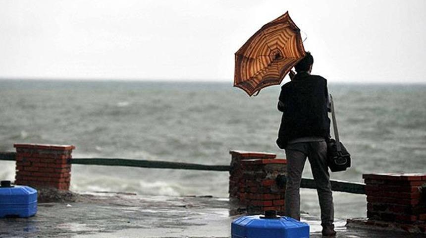 Bu bölgelerde yaşayanlar dikkat! Meteorolojiden kuvvetli yağış ve fırtına uyarısı (4 Aralık 2021 yurtta hava durumu)