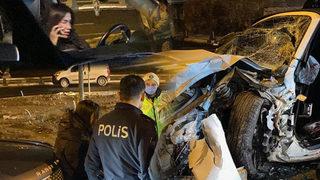 Yer: İstanbul! Lüks aracıyla kaza yaptı, eşi sinir krizi geçirdi