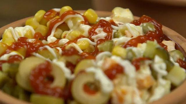 Hızlıca hazırlayabileceğiniz bir kumpir tarifine mi ihtiyacınız var? İşte karşınızda mikrodalgada hızlı kumpir tarifi!