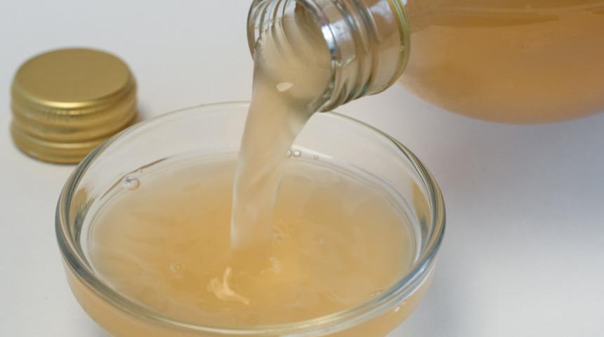 Marketten almaya son! Artık elma sirkesini evde yapıyoruz