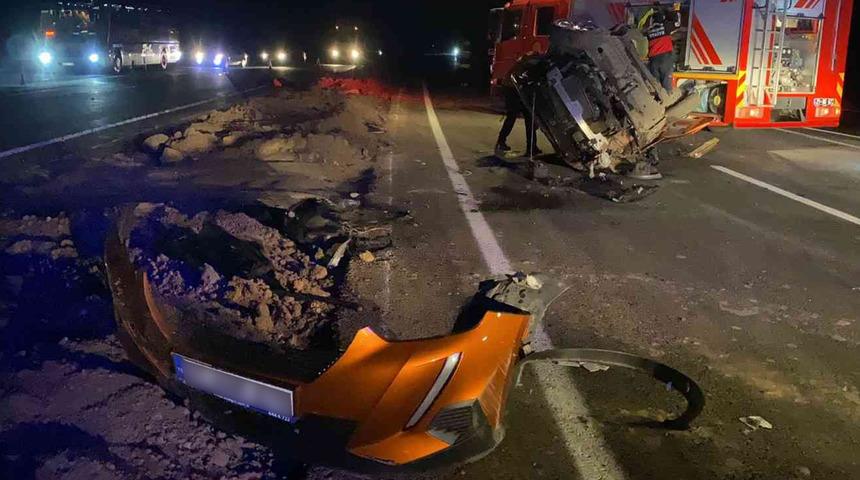 Feci kaza! Metrelerce takla attı: 1 ölü, 3 ağır yaralı