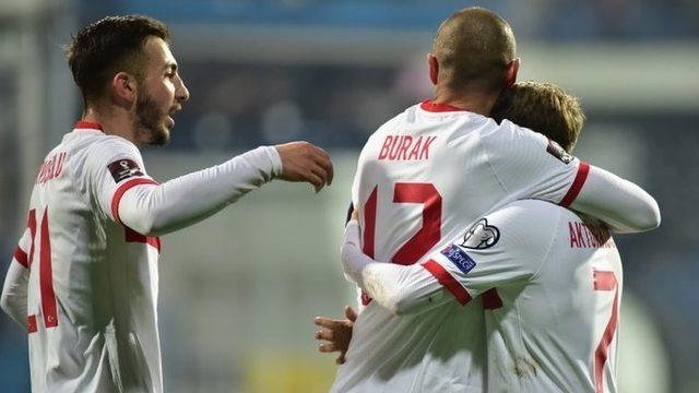 2022 Dünya Kupası: Türkiye Katar'daki turnuvaya nasıl katılabilir, play-off maçları hangi formatta oynanacak?