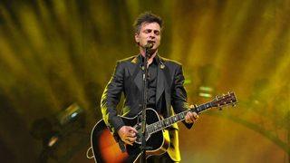 Şarkılarıyla beğeni topluyor! Teoman bakın ne mezunu çıktı 