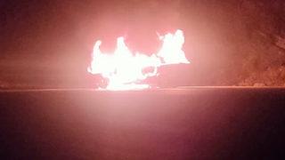 Sinop'ta korku dolu anlar! Seyir halindeki otomobil alev aldı