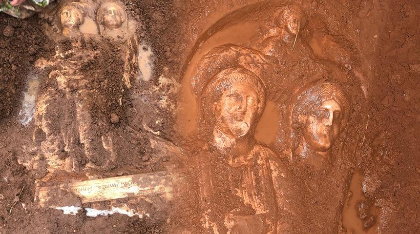 1500 yıllık! Suçüstü yakalandılar, 7 milyon lira değer biçmişler