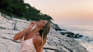 Survivor Aleyna Kalaycıoğlu'ndan nefesleri kesen bikinili yat pozu! Instagram'ı kasıp kavurdu