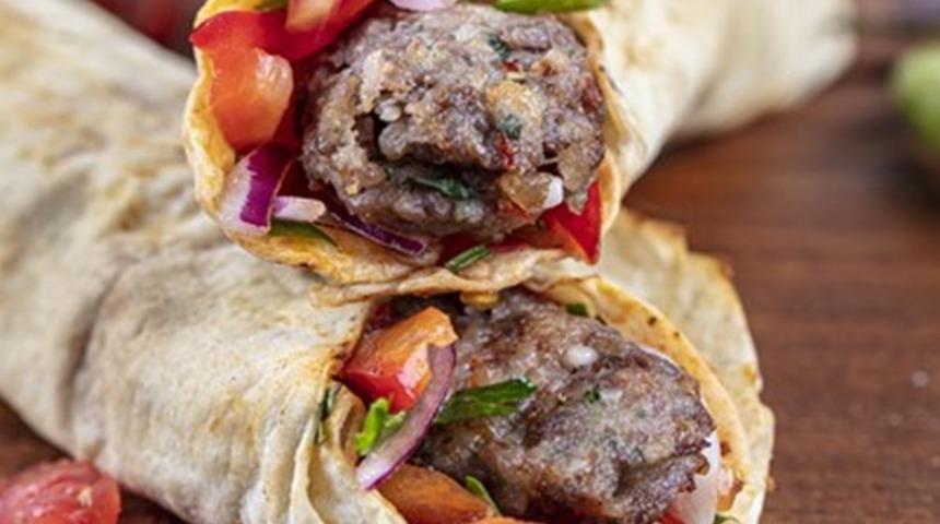 Evde Urfa kebap dürüm nasıl yapılır? MasterChef Urfa kebap dürüm tarifi ve malzemeleri...