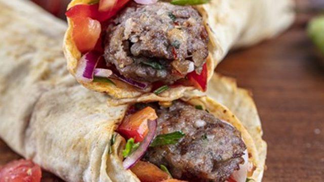 Evde Urfa kebap dürüm nasıl yapılır? MasterChef Urfa kebap dürüm tarifi ve malzemeleri...