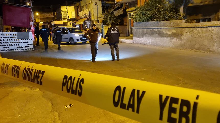 Cisimle başından yaralayıp tabancayla vurdular! Sokak ortasında korkunç olay