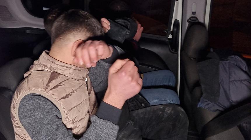 Polisi görünce kaçmaya başladılar! Adana'da bir garip kovalamaca