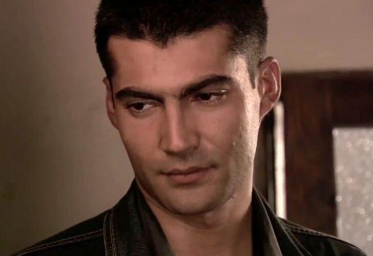 Ezel'de Kenan İmirzalıoğlu'nun gençliğini canlandıran ünlü oyuncu İsmail Filiz, yeni tarzıyla şaşırttı!