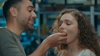 Kadir Doğulu ile aşk yaşadığı iddia edilen Serra Arıtürk'ten şaşırtan sözler!