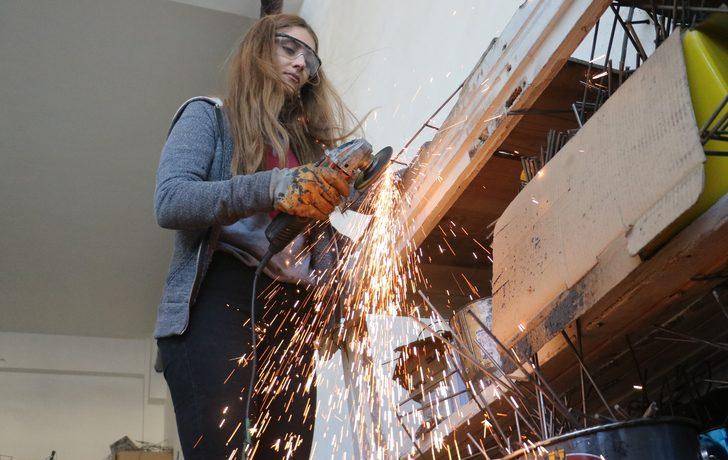 Sivas'ın kadın ustası Zehra Özkaynakçı erkeklere taş çıkartıyor! "Türkiye'de ilk olmak istiyorum" G4