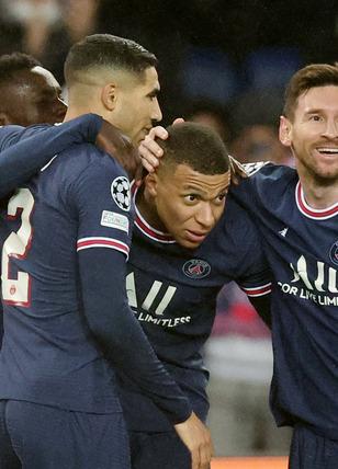 Mbappe ve Messi, Brugge'ü yıktı