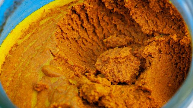 Zerdeçalın bu etkilerini duyduktan sonra evinizden eksik etmeyeceksiniz! Çatlaklara ve sivilcelere elveda