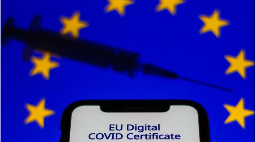 AB Dijital Covid Sertifikası 1 Şubat'tan itibaren sadece 3. doz aşı olanlara verilecek