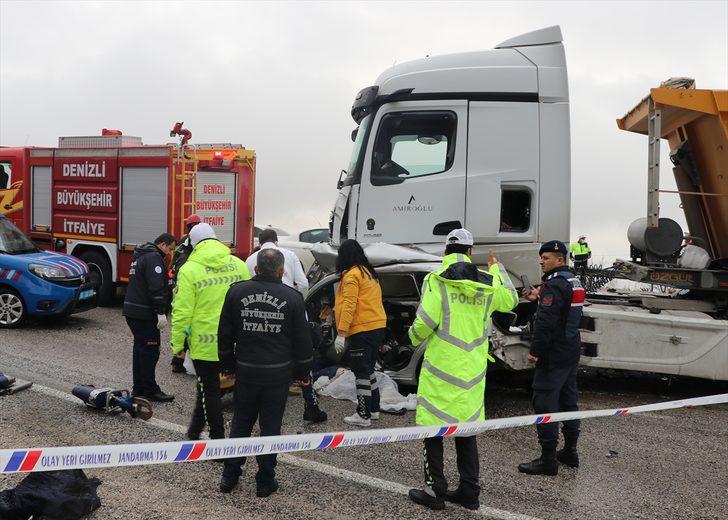 Denizli'de tırla çarpışan otomobilin sürücüsü öldü G2
