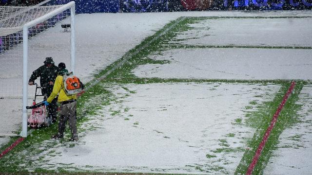 Atalanta - Villarreal maçı ertelendi!