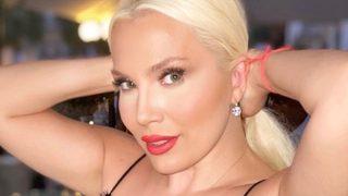 Ünlü şarkıcı Lerzan Mutlu göğüs dekolteli pozuyla beğeni topladı!