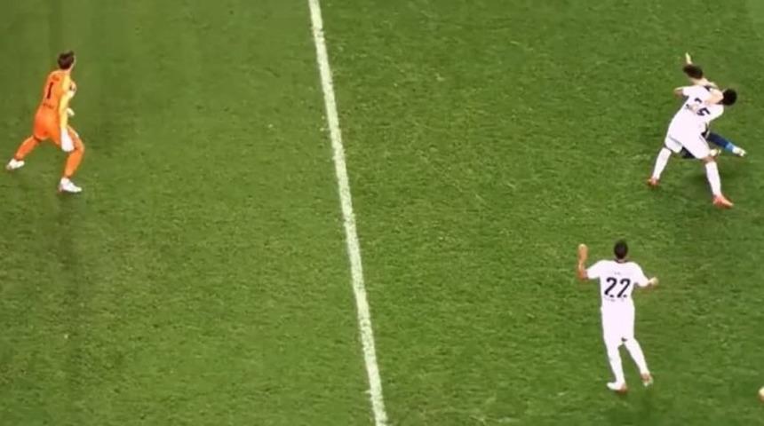 Fenerbahçe Frankfurt maçında penaltı tartışması