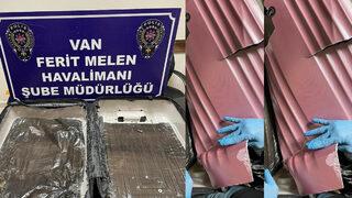 Son Dakika: Havalimanındaki hareketlerinden şüphelenildi! Valizin astarından uyuşturucu çıktı