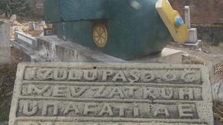 79 yıllık 'uçak mezar'ın hüzünlü öyküsü! Duyanlar ziyaret ediyor