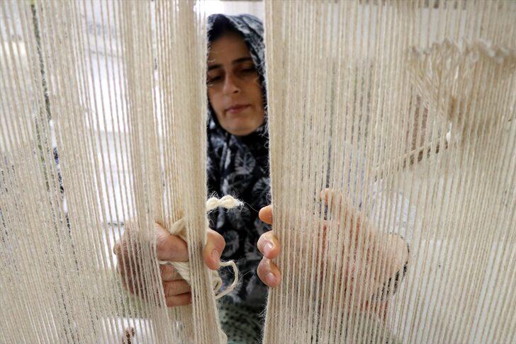 Hobi olarak başladıkları halı dokuma kursu geçim kaynakları oldu G3