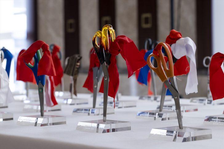 Türkiye'nin kalkınmasının nişaneleri koleksiyon oldu G3