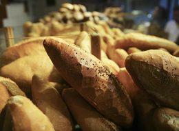 Ekmek 10 lira mı olacak? Zam iddiaları gündem oldu! Fırıncılar Federasyonu yanıt verdi: 'Yüzde 35,5'i geçmez'