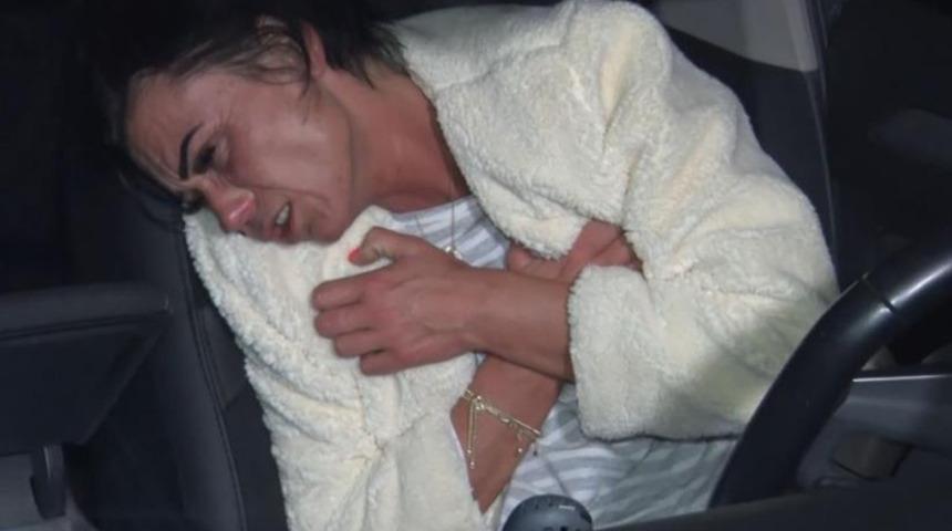 Rus kadın Olga, ortalığı birbirine kattı! Kendini arabaya kilitledi, sağa sola devrildi