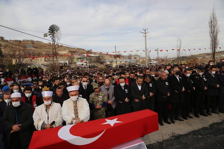 Şehit Piyade Uzman Çavuş Aksöz, Nevşehir'de son yolculuğuna uğurlandı G3