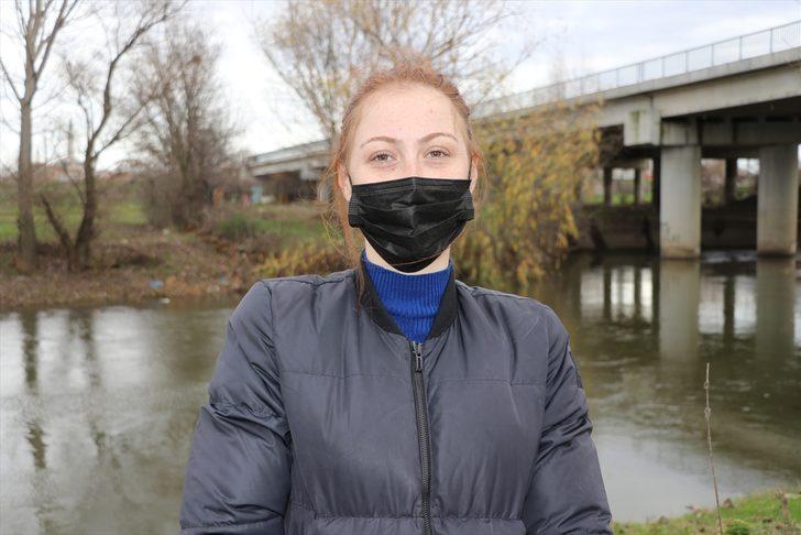 Edirne'de öğrenci ve akademisyenler Tunca Nehri çevresindeki çöpleri topladı G3