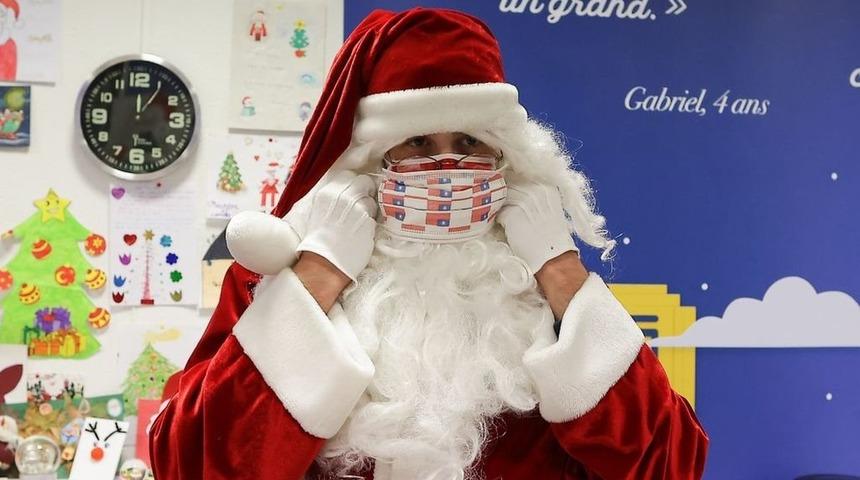 &Ccedil;ocuklara Noel Baba ger&ccedil;ek değil' diyen piskoposa tepki yağdı