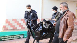 Kayseri'de vahşet! Eşinin ve 2 yaşındaki çocuğunun boğazını kesti