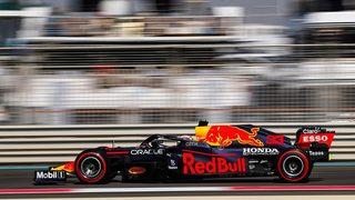 Formula 1'de büyük final öncesi avantaj Verstappen'in