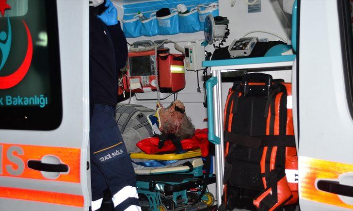 Antalya'da iki otomobil çarpıştı bir kişi öldü G1